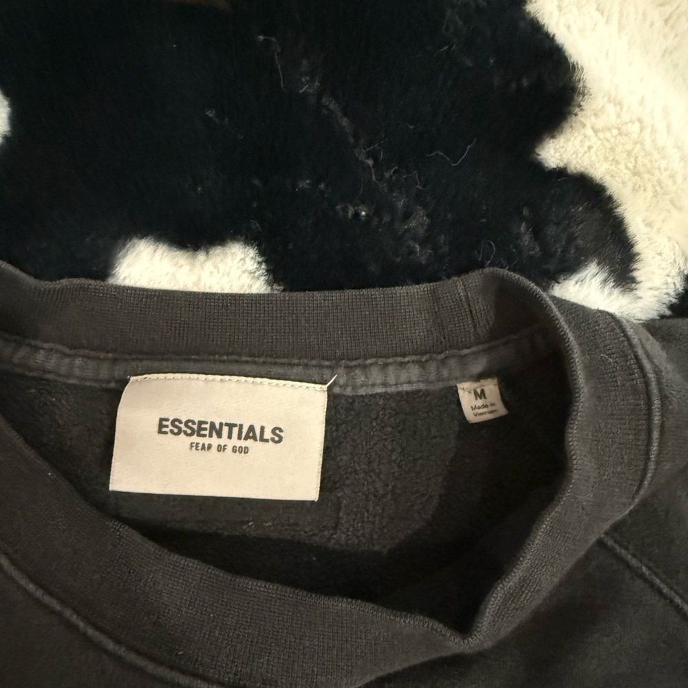 Essentials Crew Neck - image 3